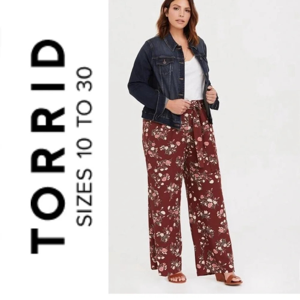Torrid Wide Leg Pant Size 1X Crepe Floral Self Tie Belt Pockets Stretch - Picture 2 of 9